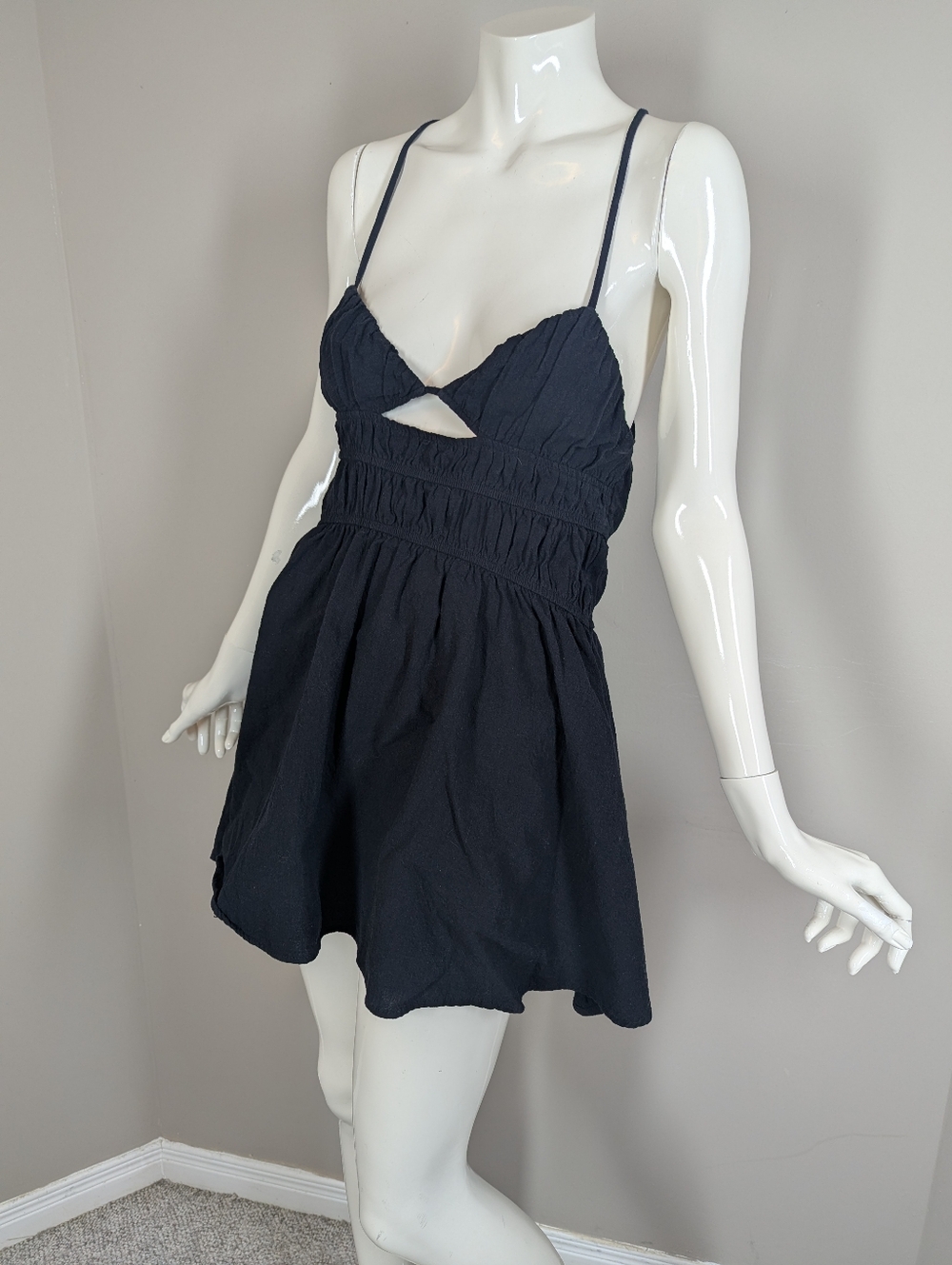 SNDYS Tahlia Dress Black Medium Open Back Mini Dress Strappy Back Summer - Picture 4 of 11